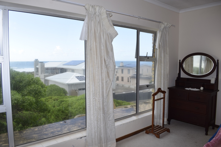 2 Bedroom Property for Sale in Struisbaai Western Cape